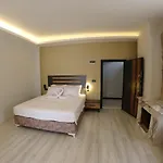 酒店 Sevilla 库萨达斯